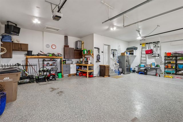 9190 Cody Drive, West Des Moines, IA 50266