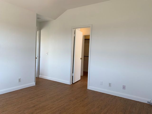 210 Evergreen CIR, Georgetown, TX 78626