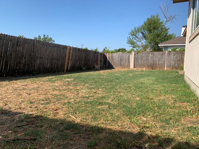 210 Evergreen CIR, Georgetown, TX 78626