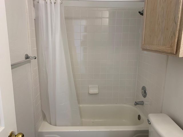 210 Evergreen CIR, Georgetown, TX 78626