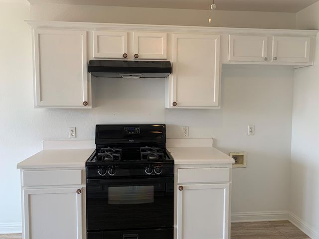 210 Evergreen CIR, Georgetown, TX 78626