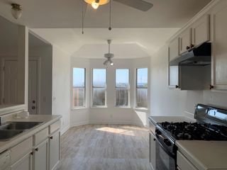 210 Evergreen CIR, Georgetown, TX 78626