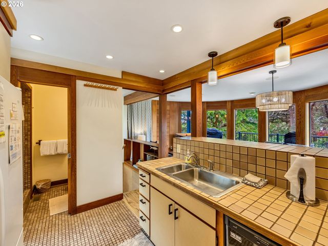 844 LITTLE BEACH Dr, Gearhart, OR 97138