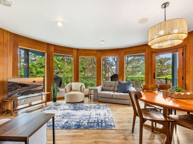 844 LITTLE BEACH Dr, Gearhart, OR 97138