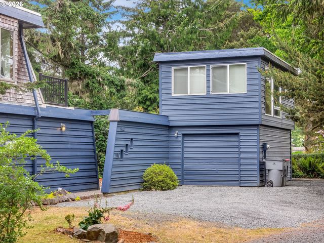 844 LITTLE BEACH Dr, Gearhart, OR 97138