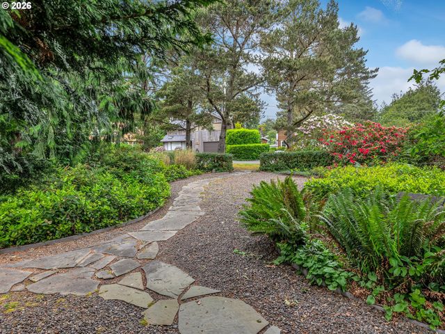 844 LITTLE BEACH Dr, Gearhart, OR 97138