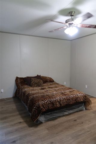 8931 Defiance Street, La Porte, TX 77571