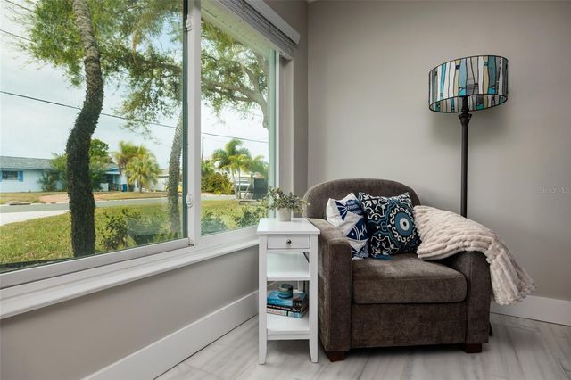 11775 E 4TH STREET E, Treasure Island, FL 33706