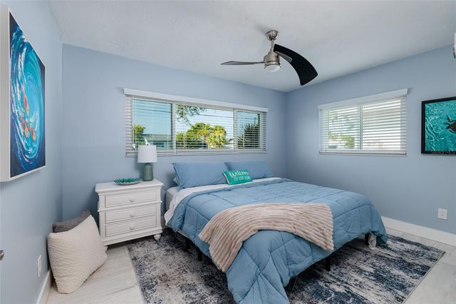 11775 E 4TH STREET E, Treasure Island, FL 33706