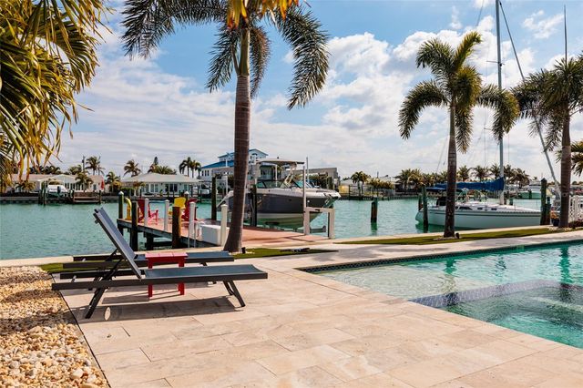 11775 E 4TH STREET E, Treasure Island, FL 33706