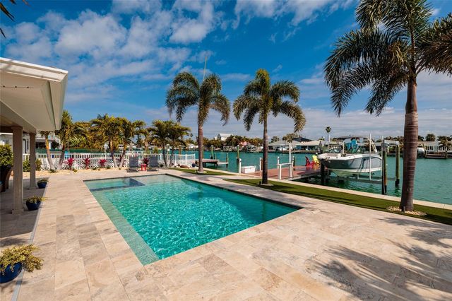 11775 E 4TH STREET E, Treasure Island, FL 33706