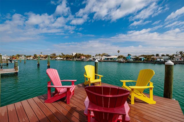 11775 E 4TH STREET E, Treasure Island, FL 33706