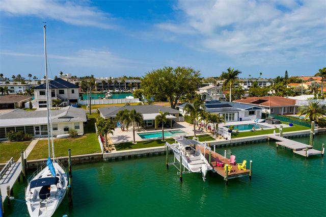 11775 E 4TH STREET E, Treasure Island, FL 33706