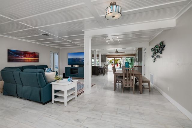 11775 E 4TH STREET E, Treasure Island, FL 33706