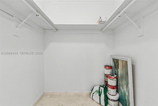6039 Collins Ave 407, Miami Beach, FL 33140