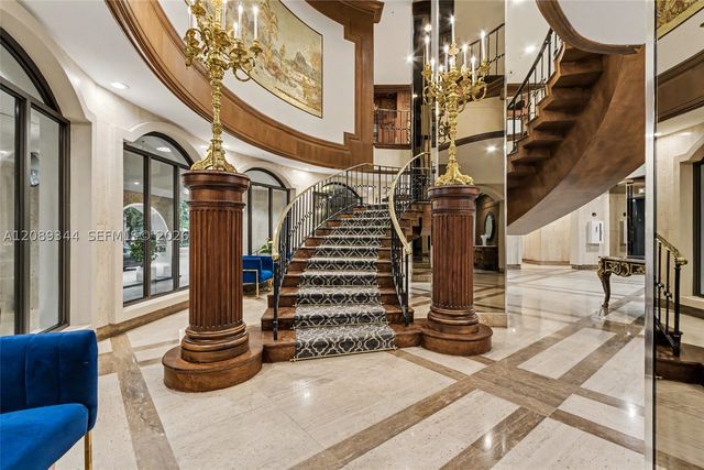 6039 Collins Ave 407, Miami Beach, FL 33140
