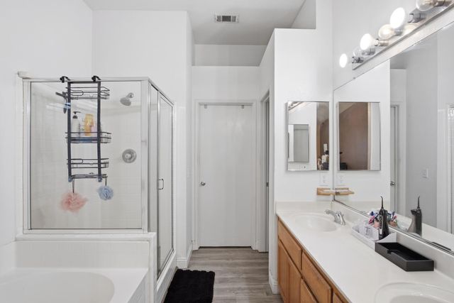 1232 Woodduck Ct, Newman, CA 95360