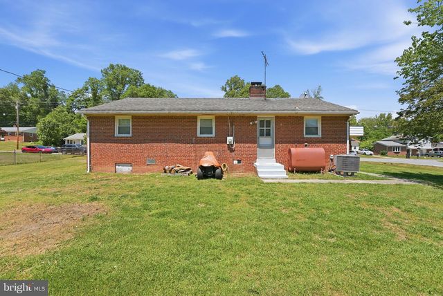 4 JENKINS DR, Indian Head, MD 20640
