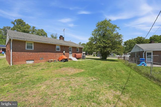 4 JENKINS DR, Indian Head, MD 20640