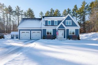 42 Daniels Drive, Lee, NH 03861