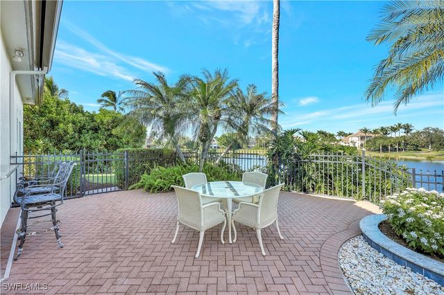 8728 Purslane DR, Naples, FL 34109