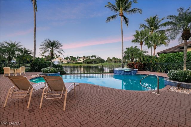 8728 Purslane DR, Naples, FL 34109