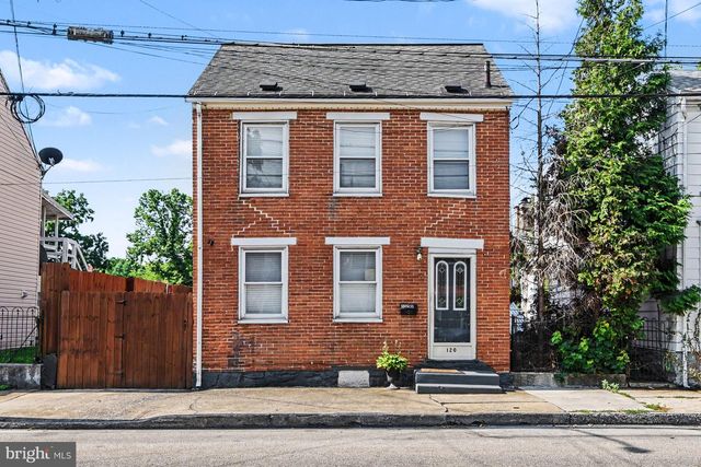 120 E NORTH ST, Carlisle, PA 17013