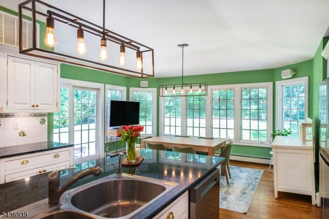 11 Yorke Rd, Mountain Lakes Boro, NJ 07046