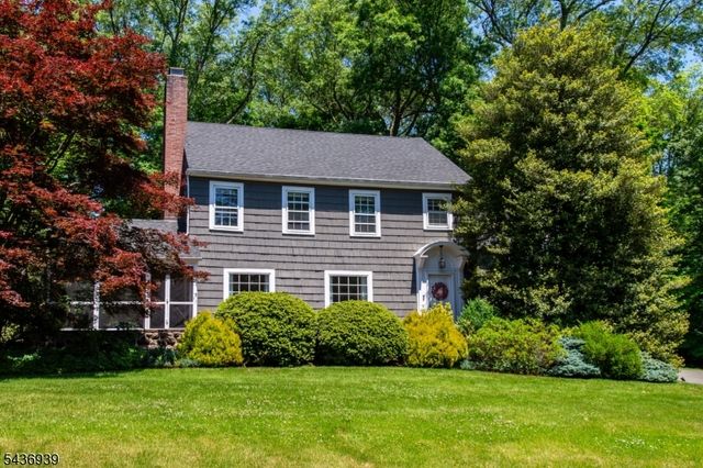 11 Yorke Rd, Mountain Lakes Boro, NJ 07046