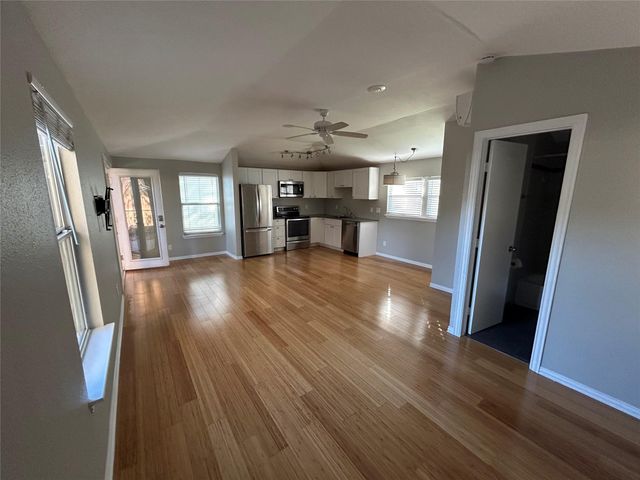 4019 Ascot Lane, Houston, TX 77092