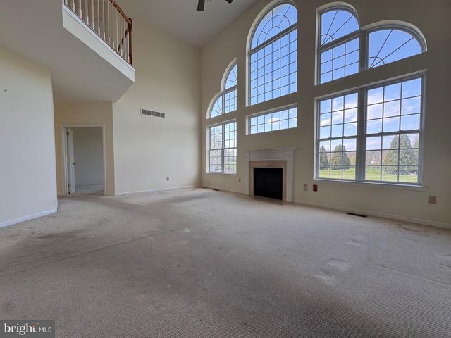 25 TANGLEWOOD DR, Schwenksville, PA 19473