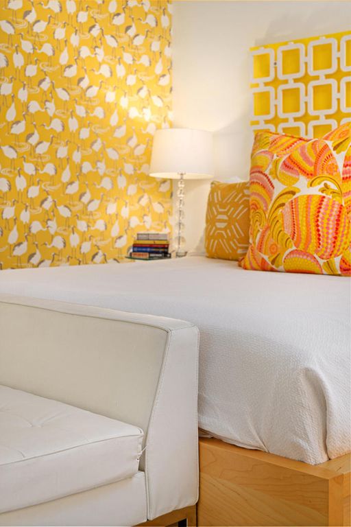 Image 10 of property listing at 371 Desert Lakes Drive, Palm Springs, CA 92264