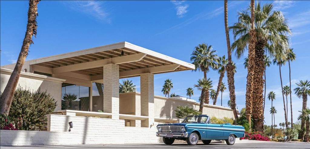 Image 26 of property listing at 371 Desert Lakes Drive, Palm Springs, CA 92264