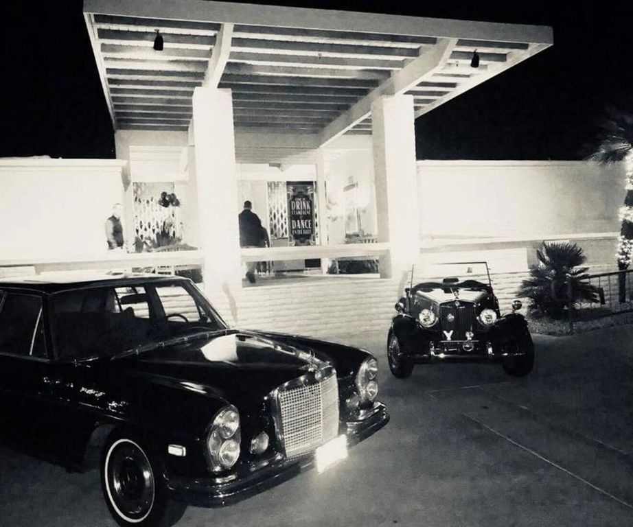 Image 34 of property listing at 371 Desert Lakes Drive, Palm Springs, CA 92264