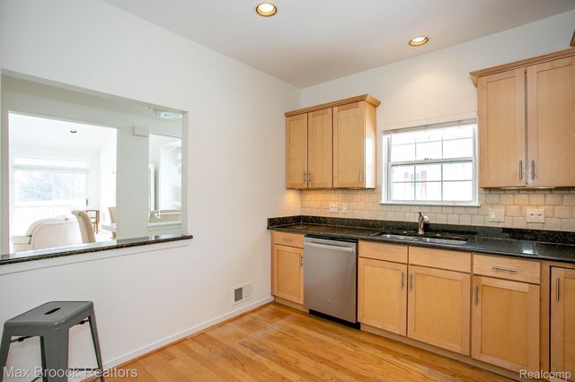 41621 Blair Drive, Novi, MI 48377