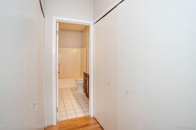 41621 Blair Drive, Novi, MI 48377