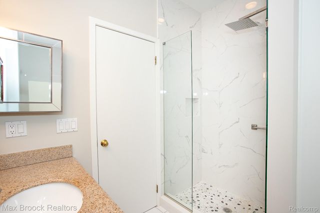 41621 Blair Drive, Novi, MI 48377