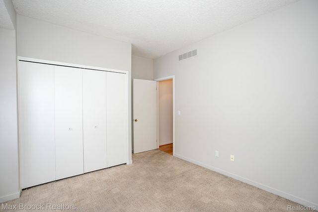 41621 Blair Drive, Novi, MI 48377