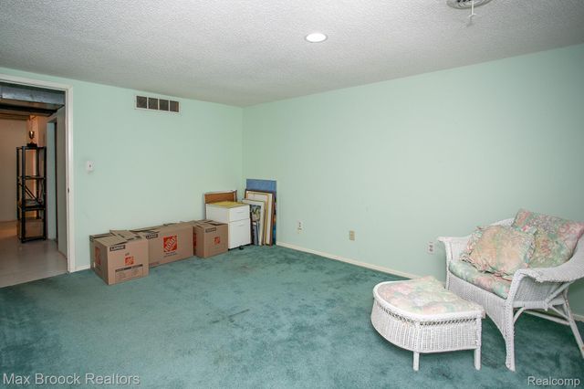 41621 Blair Drive, Novi, MI 48377