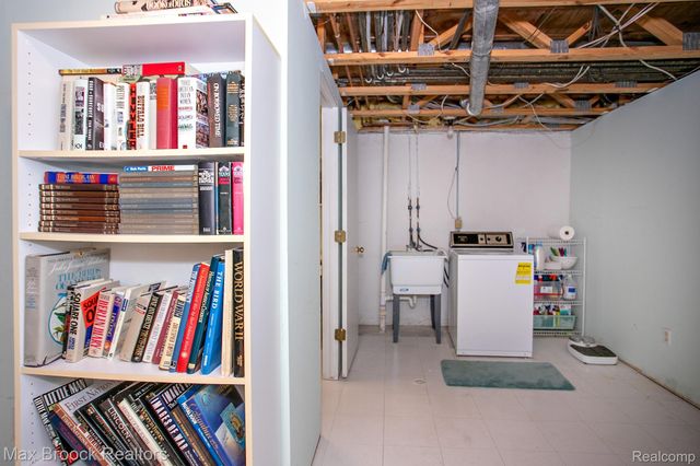 41621 Blair Drive, Novi, MI 48377