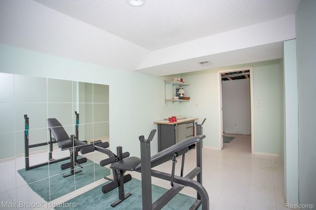 41621 Blair Drive, Novi, MI 48377