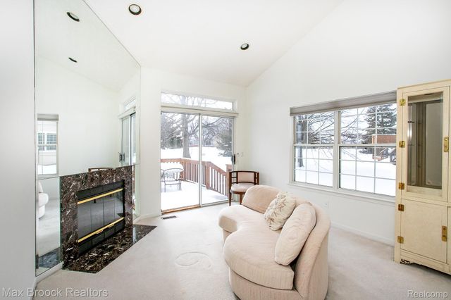 41621 Blair Drive, Novi, MI 48377