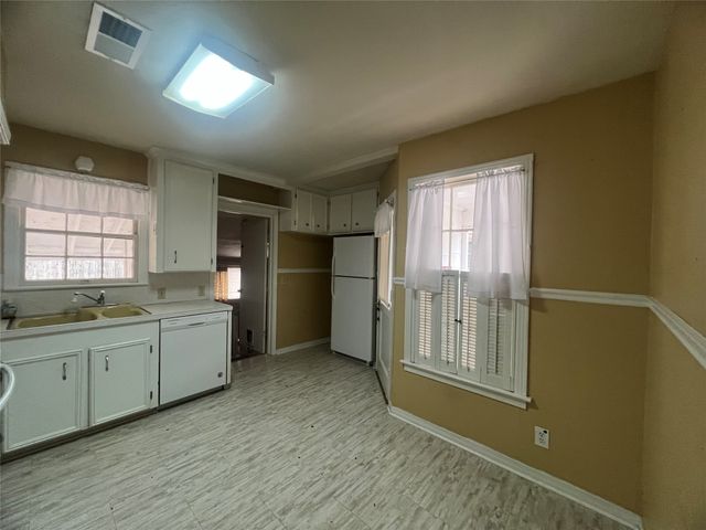 4414 Akard Avenue, Shreveport, LA 71105