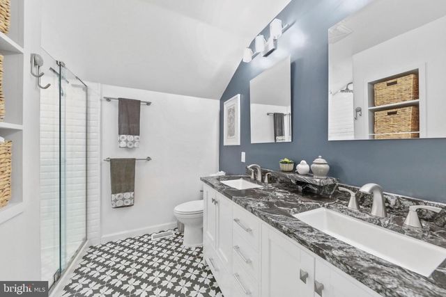 1 KNOTTY OAK DR, Medford, NJ 08055