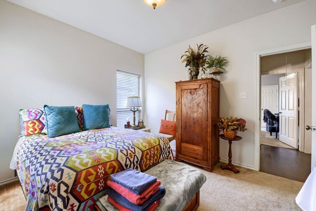 1022 Belmont Drive, Kennedale, TX 76060