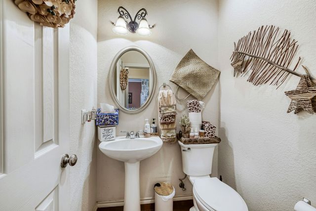 1022 Belmont Drive, Kennedale, TX 76060