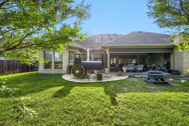 1022 Belmont Drive, Kennedale, TX 76060