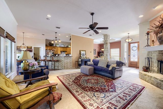 1022 Belmont Drive, Kennedale, TX 76060