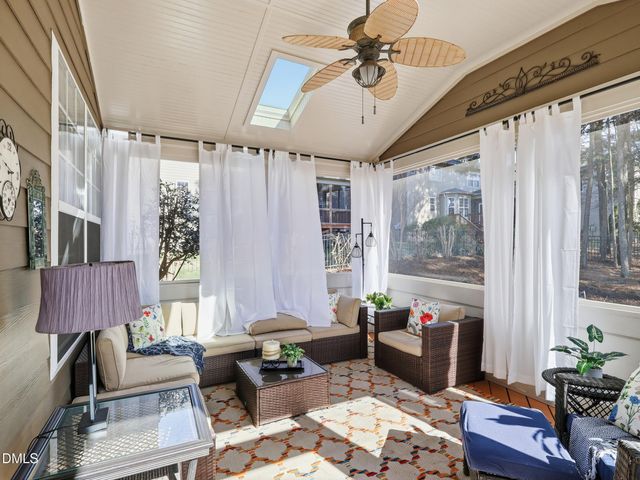 113 Cross Oaks Place, Holly Springs, NC 27540