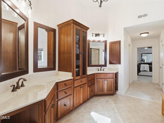 113 Cross Oaks Place, Holly Springs, NC 27540